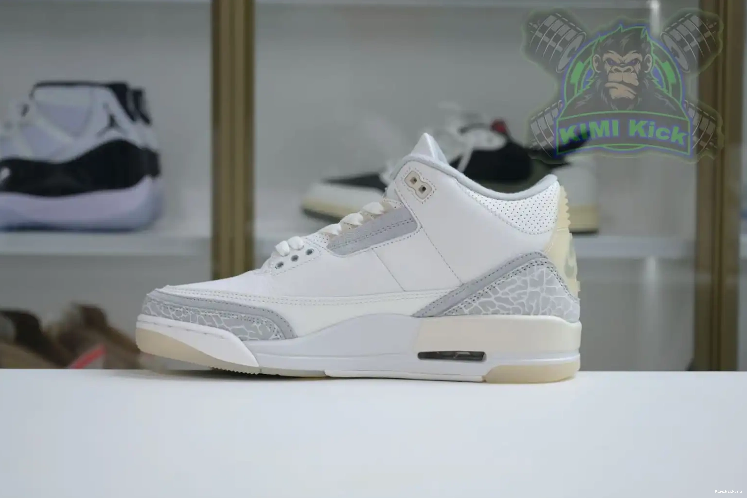 Kimikick 3 Jordan Craft“Ivory” Air 0516